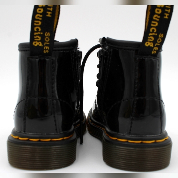 NIB Toddler Dr. Martens Patent Black Boots – Size 4 - Picture 5 of 8